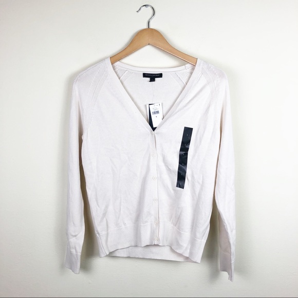 Banana Republic Factory Sweaters - Banana Republic Factory Cream V Neck Cardigan NWT